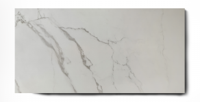 Gepolijst vloertegel 120×260 cm Statuario Marmerlook Wit C20 is ook leverbaar in 30x60 cm mat + hoogglans, 60x60 cm mat + hoogglans, 60x120 cm mat+ hoogglans + gepolijst, 75x75 cm mat + hoogglans, 120x120 cm mat + gepolijst, 120x260 cm mat, wandtegels 30x90 cm mat + hoogglans, wandtegels 40+120 cm mat + hoogglans en 25x75 mat + hoogglans. Gebruik deze luxe marmerlook tegels in iedere ruimte naar wens. Deze tegels zijn te gebruiken op de vloer en wand. De voordelen van keramische tegels zijn onder andere dat ze zeer laag in onderhoud, milieuvriendelijk, hygiënisch en bestendig tegen hitte.