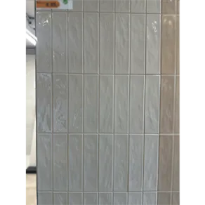 Hoogglans Wandtegel 7,5x30 cm Navarti Zarati Bone RBT179 in rb tegels showroom