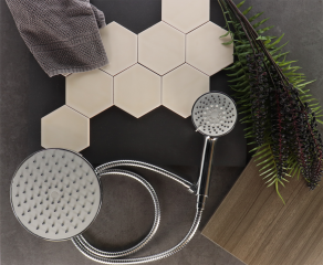 Deze hexagon wandtegel van Princeton series is ook verkrijgbaar in verschillende kleuren. Ga naar www.rbsanitair.nl om ons sanitair assortiment zoals op het moodboard te bekijken.