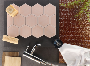 Deze hexagon wandtegel van Princeton series is ook verkrijgbaar in verschillende kleuren. Ga naar www.rbsanitair.nl om ons sanitair assortiment zoals op het moodboard te bekijken.