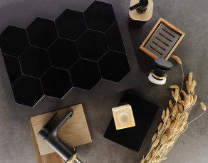 Deze hexagon wandtegel van Princeton series is ook verkrijgbaar in verschillende kleuren. Ga naar www.rbsanitair.nl om ons sanitair assortiment zoals op het moodboard te bekijken.