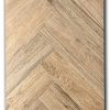 Houtlook tegel Brescia bruin naturel CC41 - visgraat voorbeeld op de vloer
