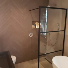 Inloopdouche 100×200 cm Mat zwart profiel buitenzijde