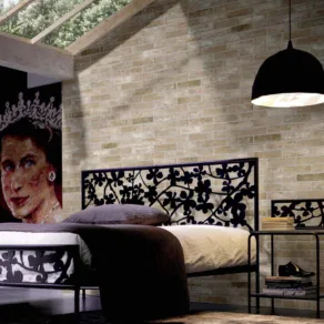 Slaapkamer wand betegeld met wandtegel 7,4x31 cm Baksteen Umbria DC153