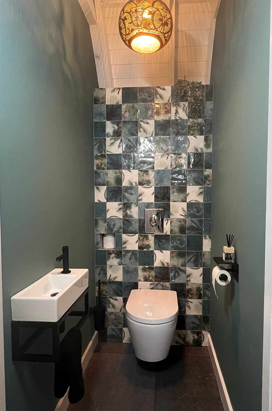 Toilet inspiratie met wandtegels Ecoline Turquoise A139