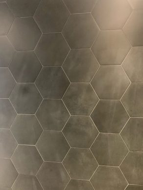 Vloertegel 23×26 cm Hexagon APE Macba Obsidian A314