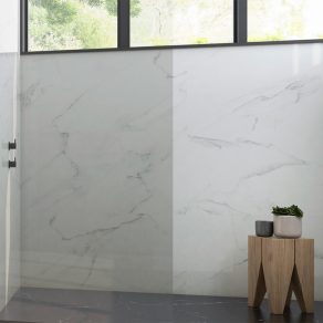 Vloertegel 60x120 cm Marmerlook Carrara Rome wit grijs R129 als wandtegels gebruikt_inspiratie foto