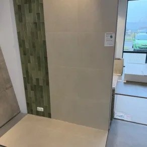 Vloertegel 60x60 cm Betonlook Habit ivoor beige R105 is geschikt voor vloerverwarming