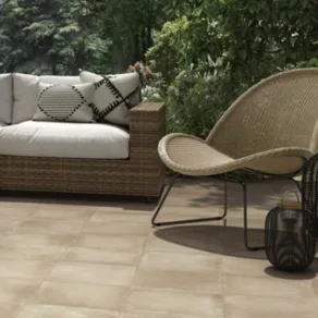 Vloertegel 60x60 cm Betonlook Leco Crema Beige R10 antislip APA10 is ook verkrijgbaar in andere kleuren