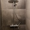 Vloertegel 60×60 cm Betonlook licht grijs DC89 is ook leverbaar in 30x60 cm, 80x80 cm en 60x120 cm. Deze betonlook tegel is gerectificeerd en uitermate geschikt voor in de badkamer, keuken of woonkamer.