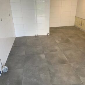 Vloertegel-60x60-cm-Betonlook-Ronda-Antraciet-NR17