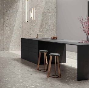 Vloertegel 60×60 terrazzolook Amelia Lichtgrijs CC36 - in de keuken