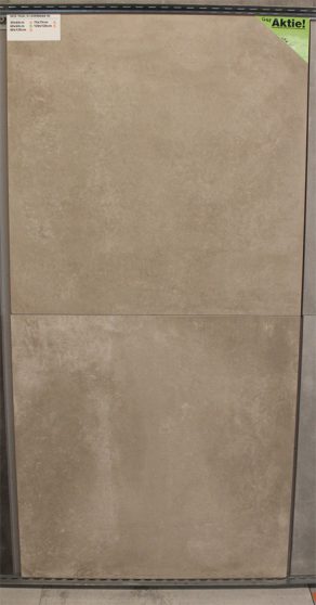 Vloertegel Betonlook Arca Taupe G42 - showroomfoto