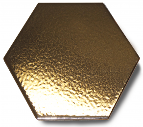 Wandtegel 15×17 cm Hexagon wandtegel martini goud RBT42 is geschikt voor in de badkamer, keuken of toilet. Deze gouden hexagon tegels zorgen voor een luxe effect in de ruimte.