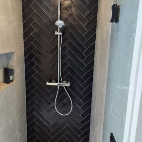 Wandtegel 7.5x30 cm Cifre colonial black mate